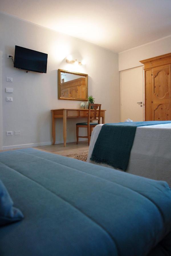 Bed And Breakfast Erilla Centenaro Zewnętrze zdjęcie